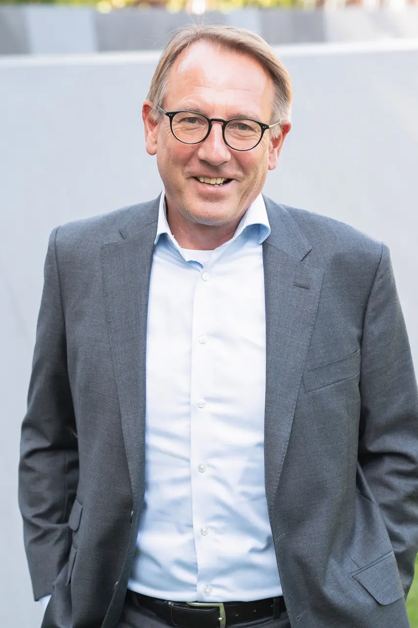 Porträt von Frank Hansen